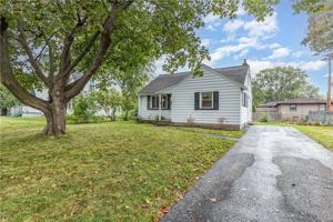 featured image of 11 Hedge St