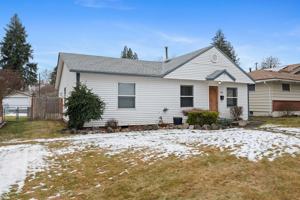 featured image of 3533 W Heroy Ave