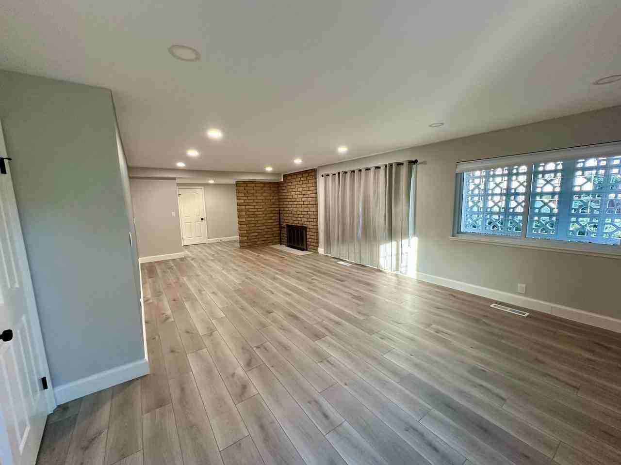 11037 Linda Vista Dr - Photo 2 of 21