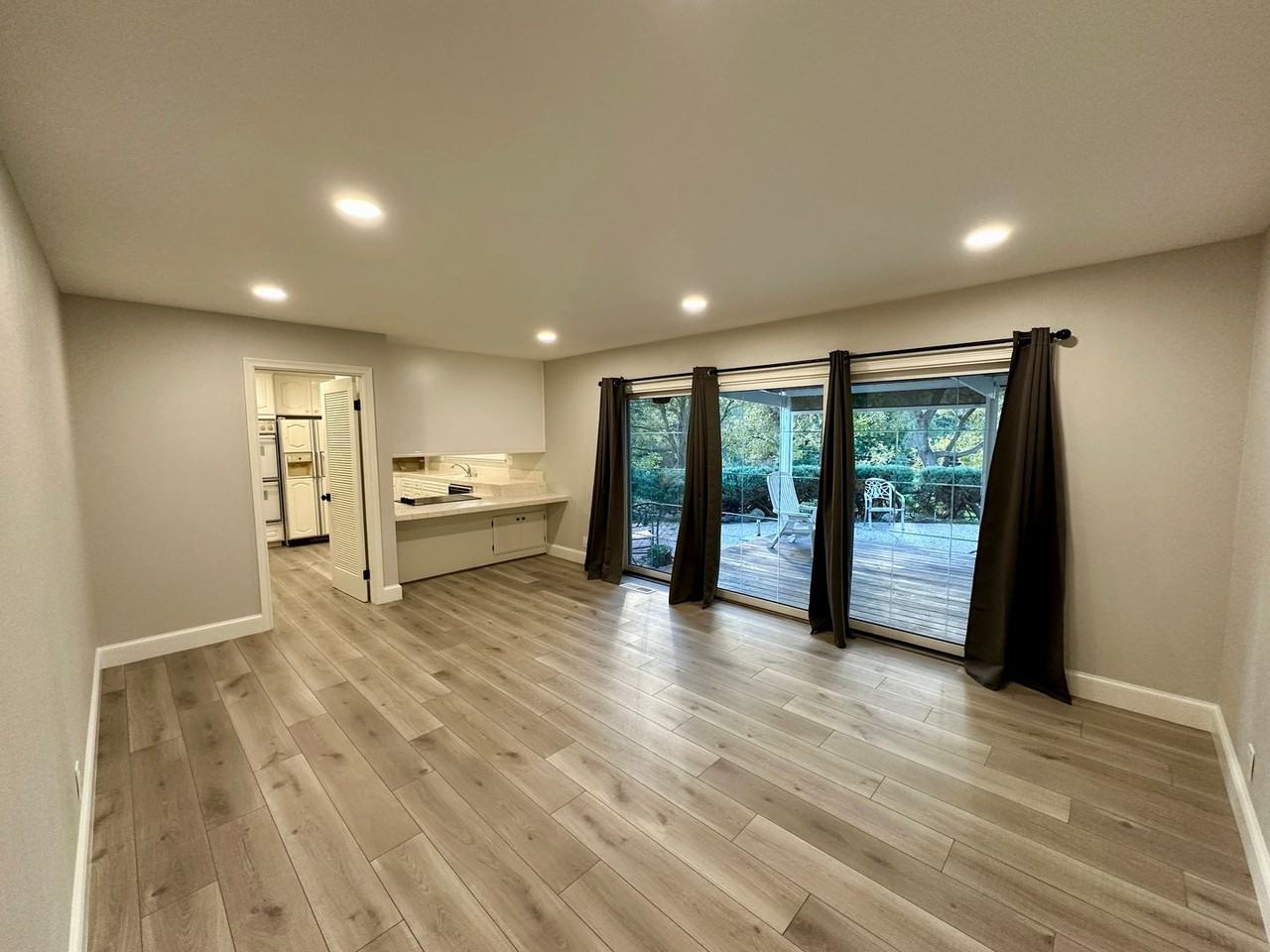 11037 Linda Vista Dr - Photo 5 of 21