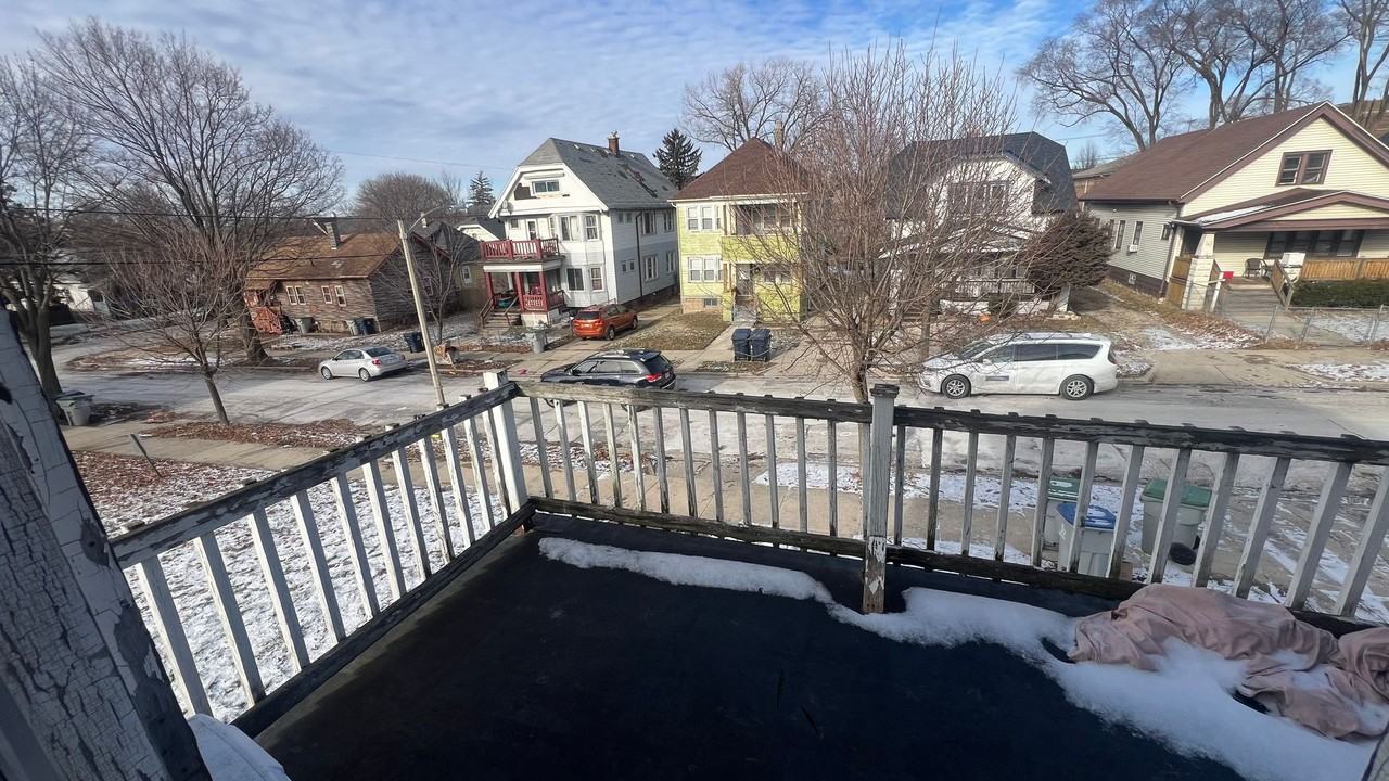 2421 W Finn Pl - Photo 3 of 13