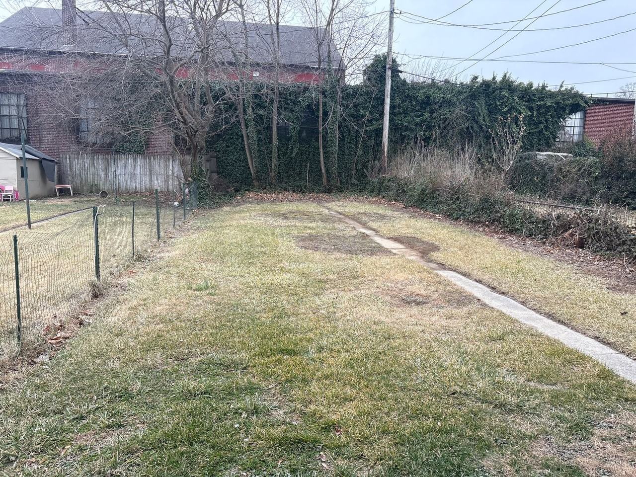 722 Manchester St - Photo 3 of 13