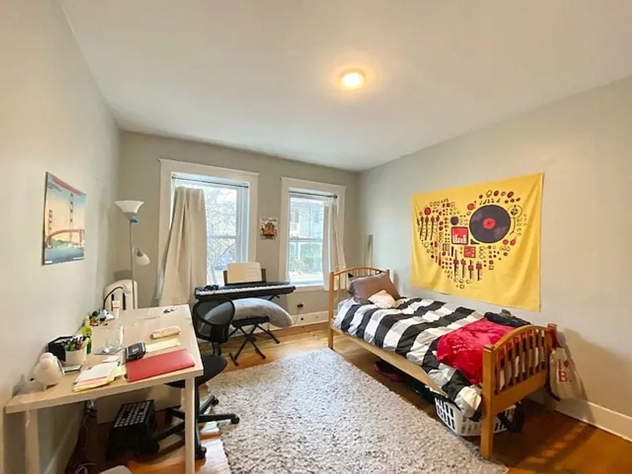 166 Thorndike St - Photo 4 of 10