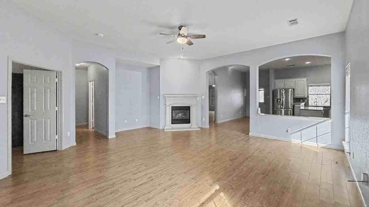 8530 Vista Grande Dr - Photo 5 of 44