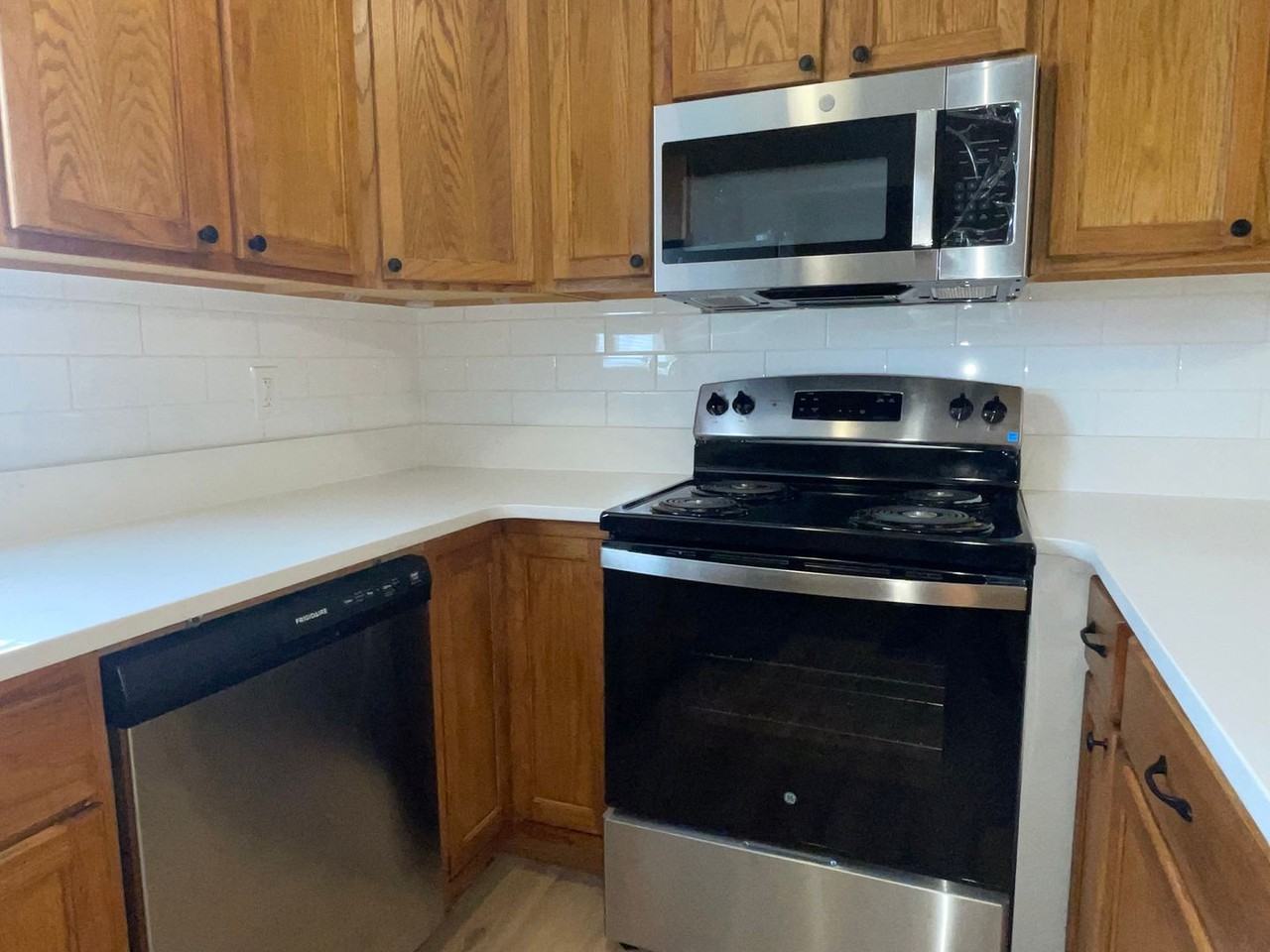 63 Lori Ln - Photo 2 of 17