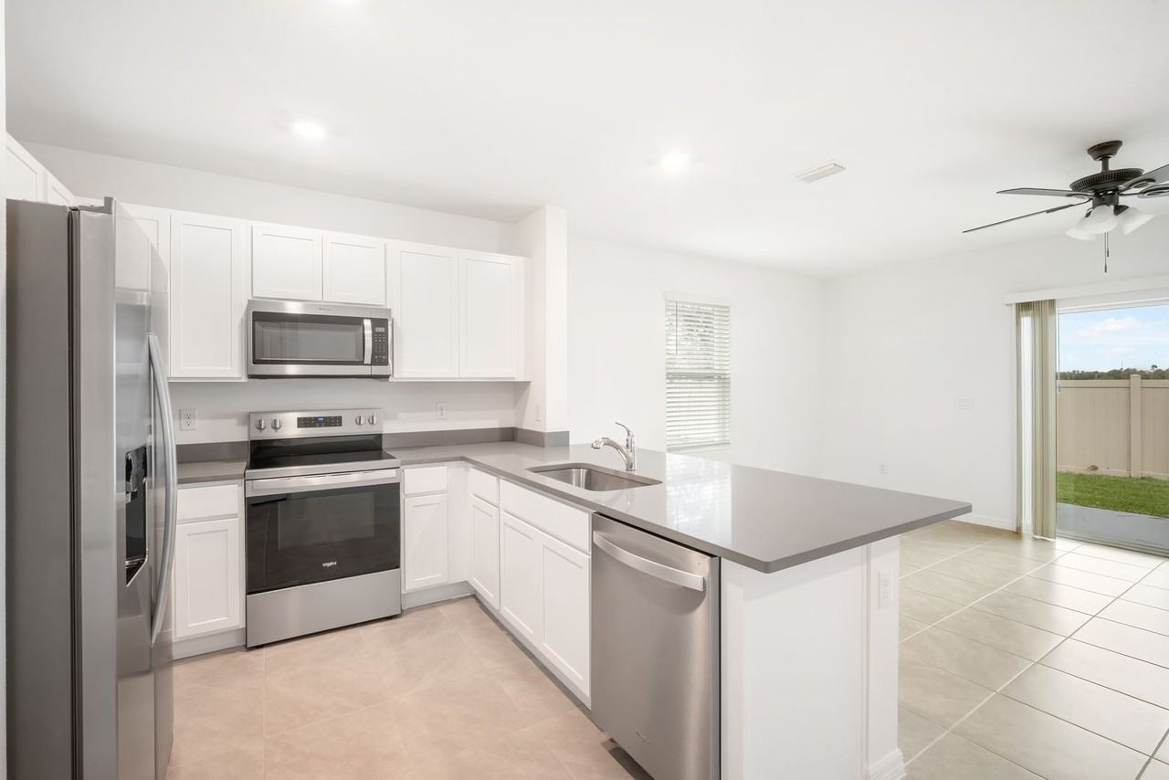 4431 Rachel Falls Dr - Photo 4 of 26