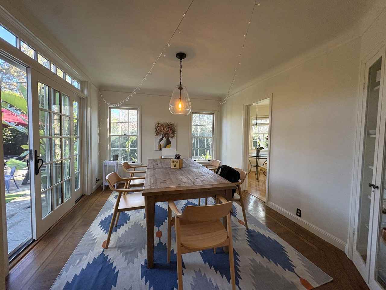 1560 Castilleja Ave - Photo 6 of 35