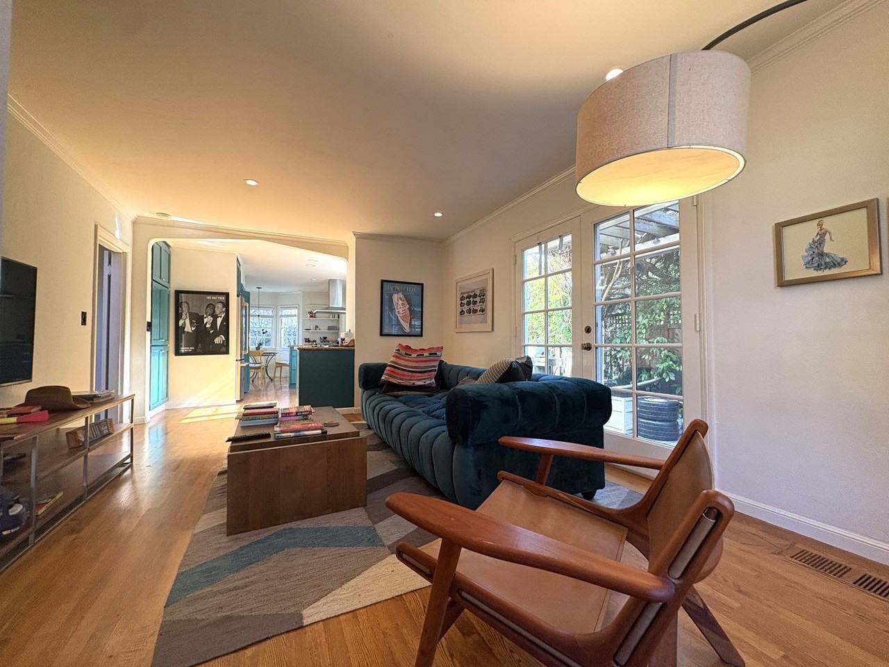 1560 Castilleja Ave - Photo 7 of 35