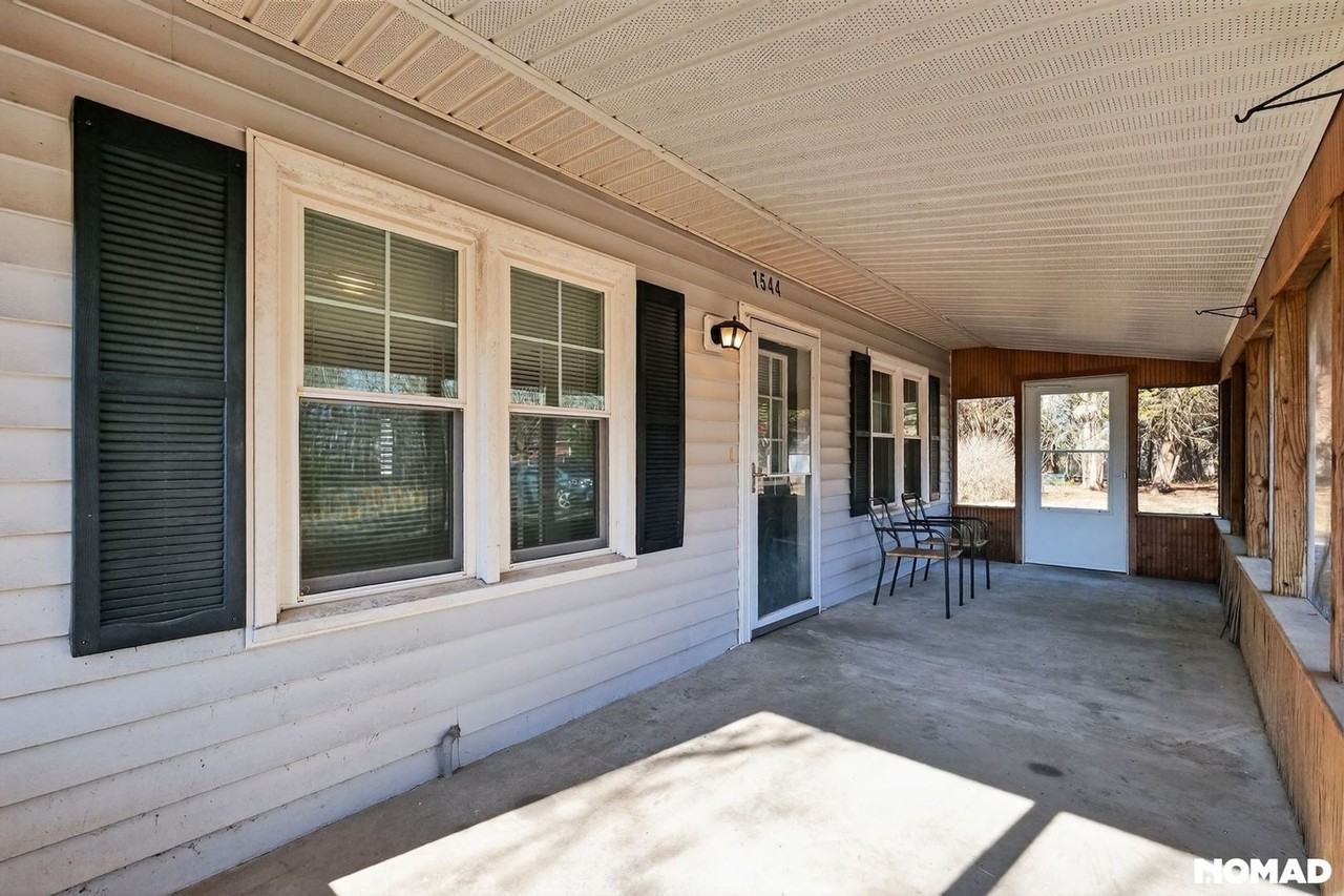 1544 31st Street Ct Se - Photo 2 of 33