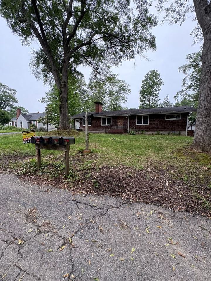 3 bedroom 3 bath in Spartanburg!! - Photo 2 of 50