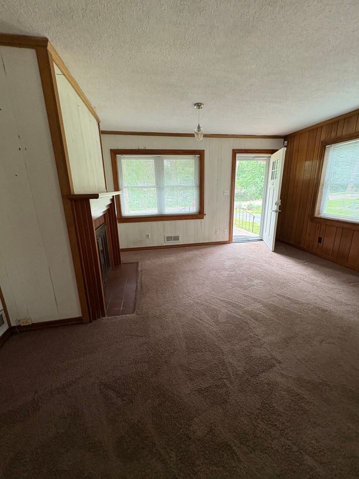 3 bedroom 3 bath in Spartanburg!! - Photo 6 of 50