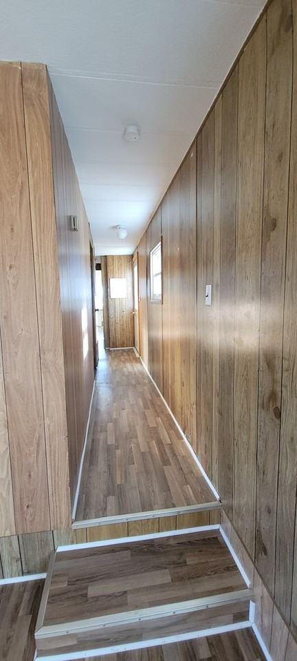 218 N Pine St - Photo 5 of 8