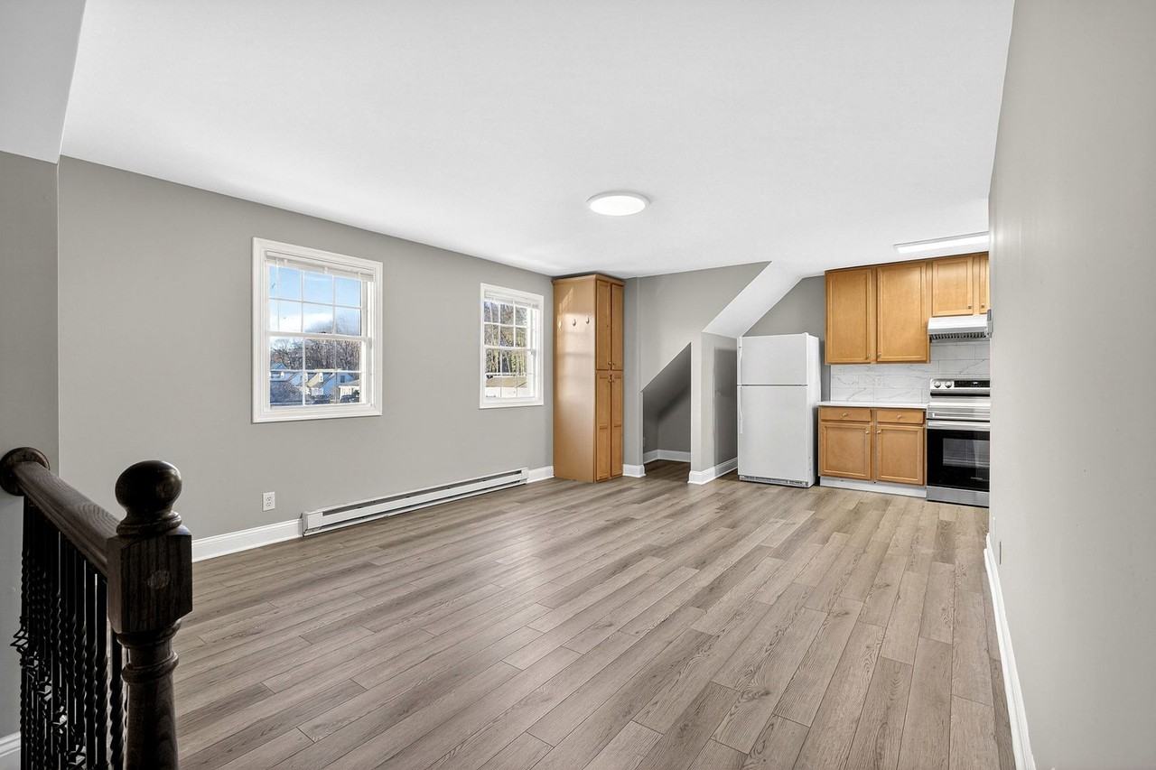 177 Melodic Dr - Photo 4 of 17