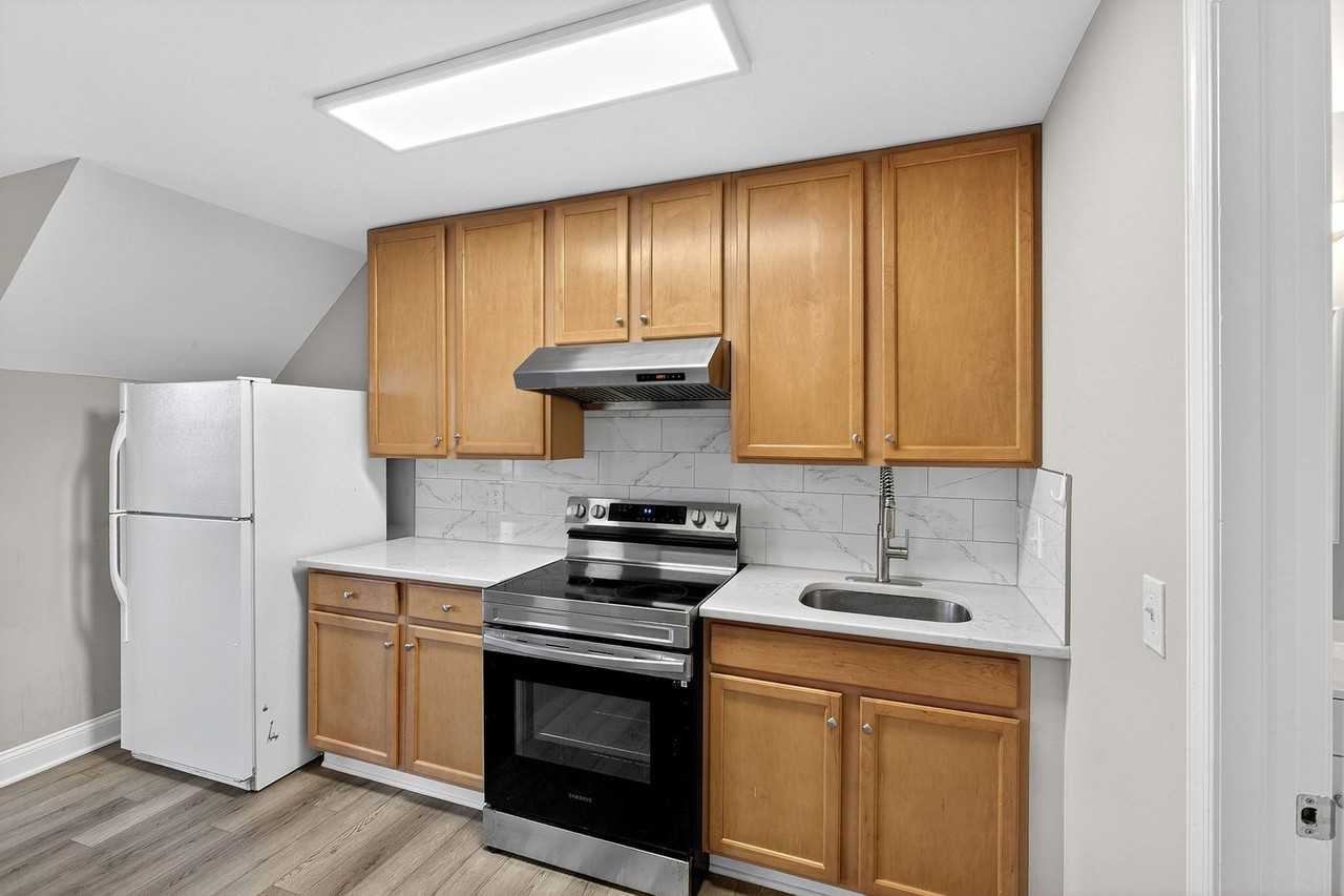 177 Melodic Dr - Photo 5 of 17