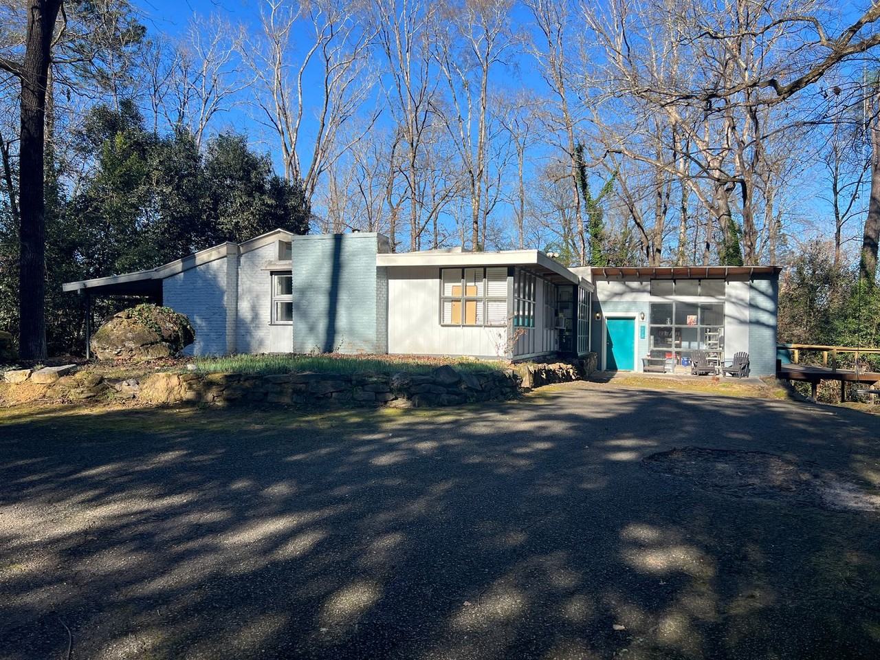 620 Laverne Pl - Photo 2 of 38