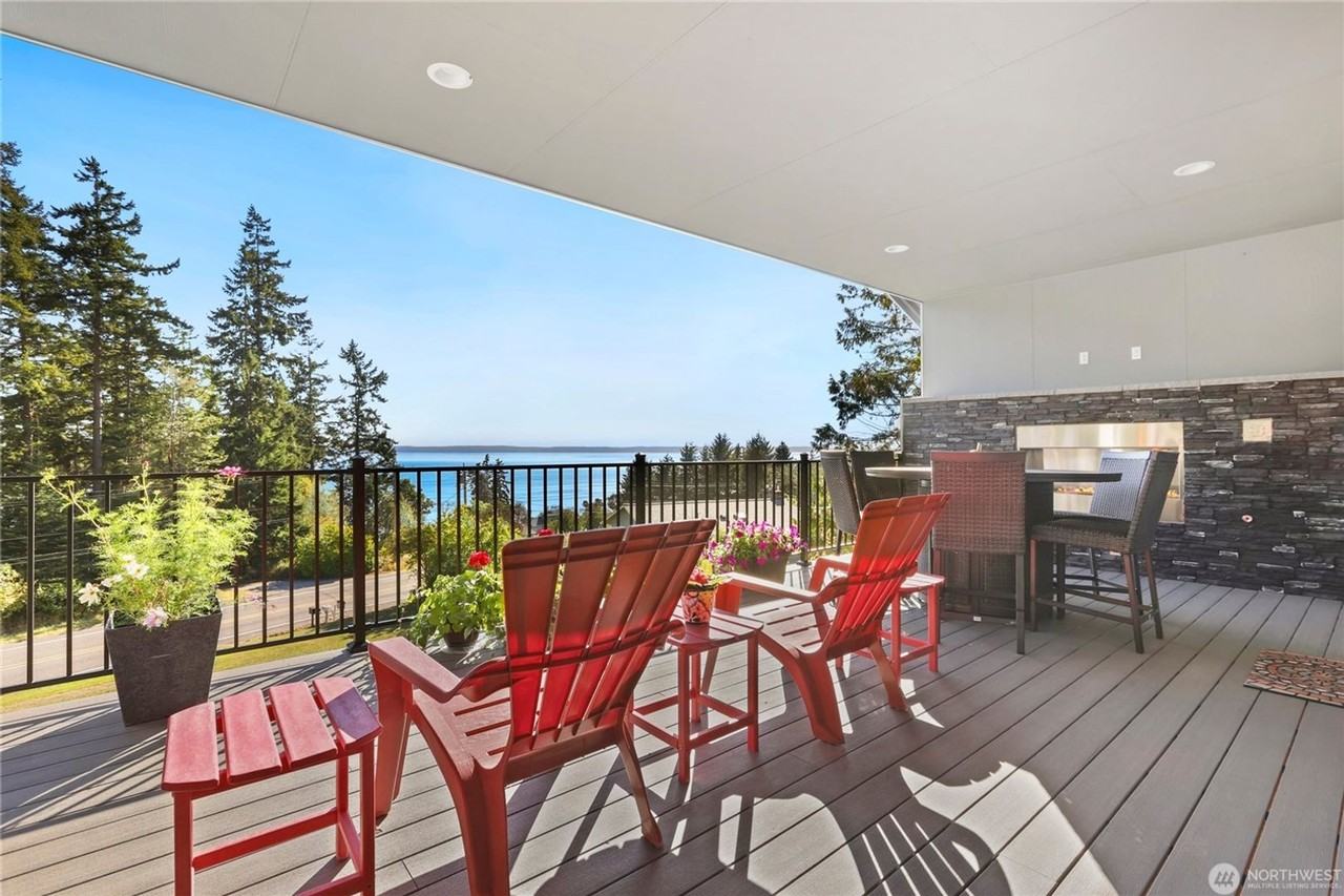 1615 Polnell Rd - Photo 4 of 12