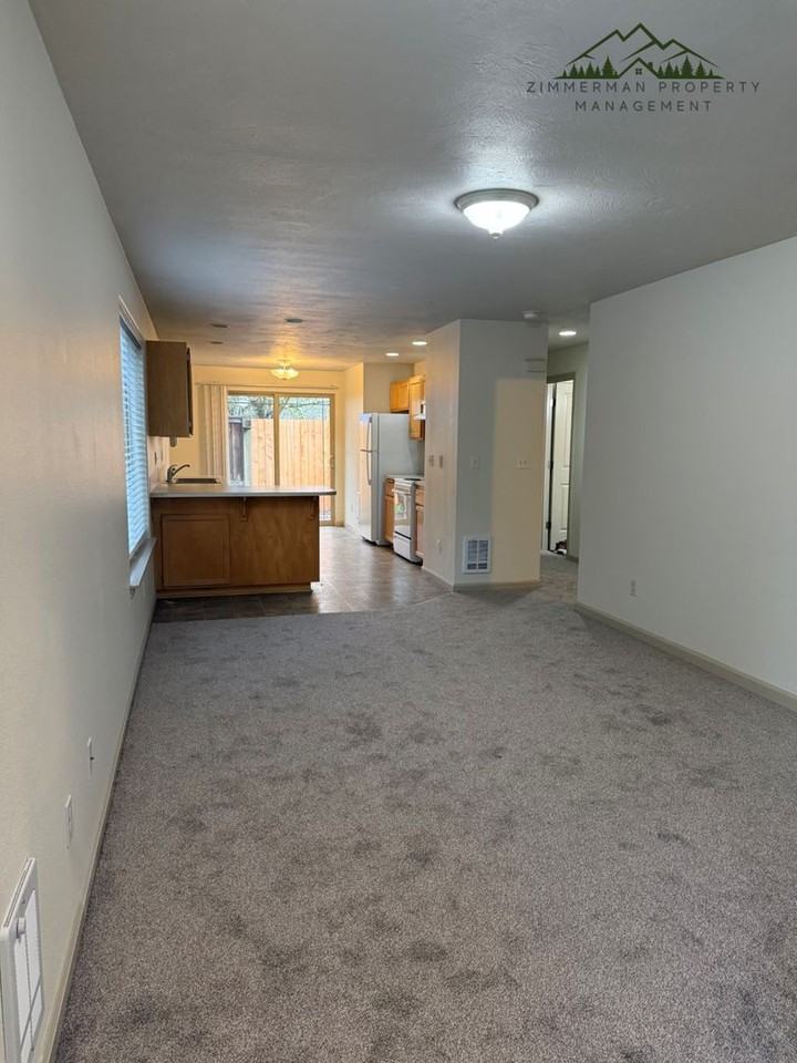 1216 Q St #4 - Photo 2 of 17