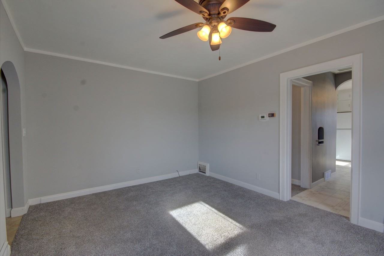 1928 2nd St - Photo 6 of 20