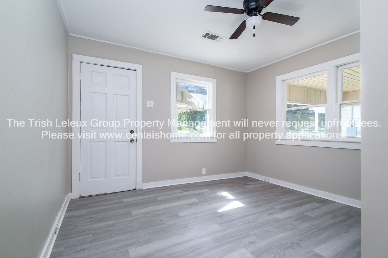 503 Webster St - Photo 7 of 10