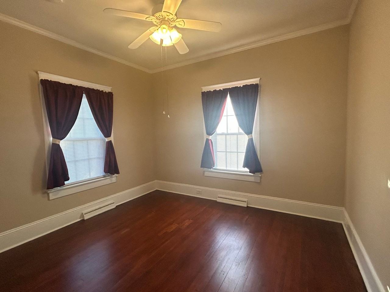 1304 Bogart St - Photo 7 of 16