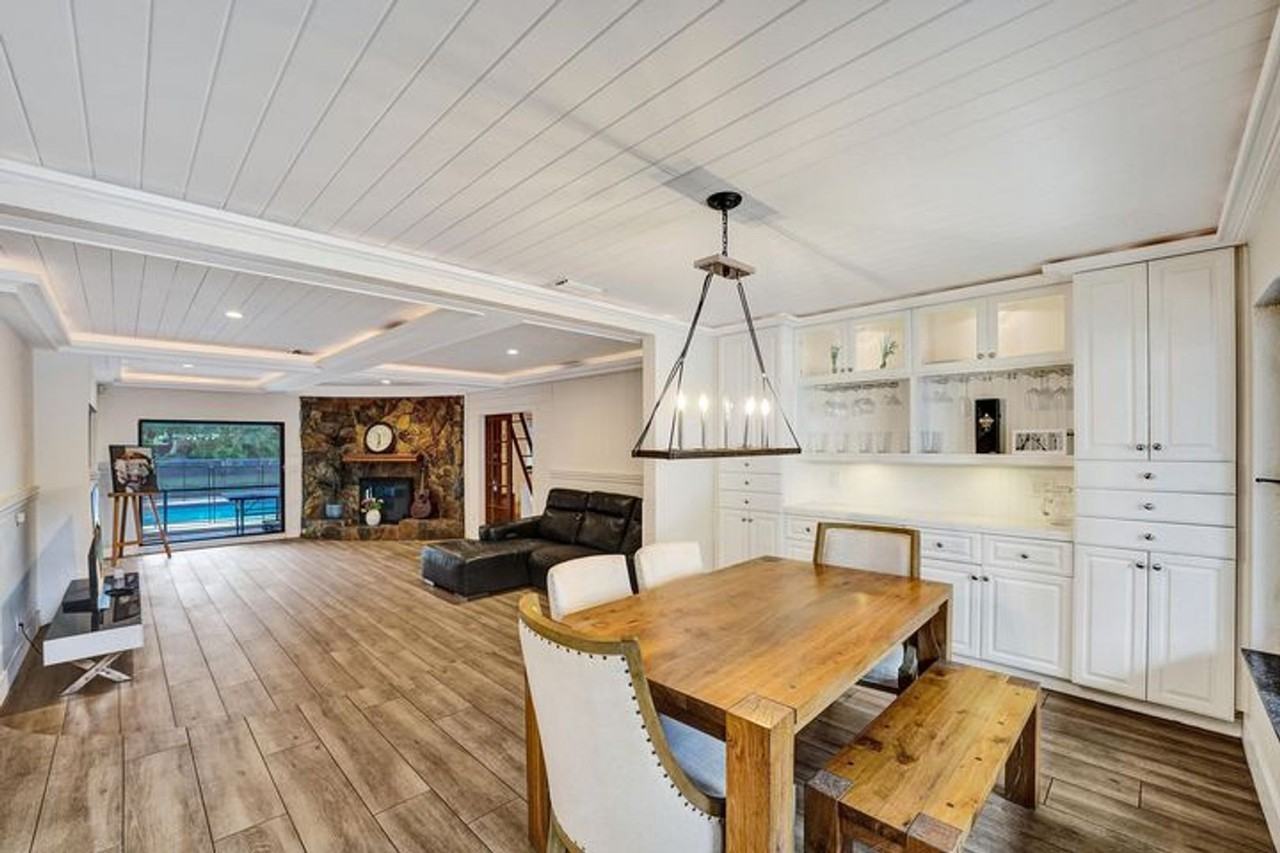 5612 Harding St - Photo 5 of 27