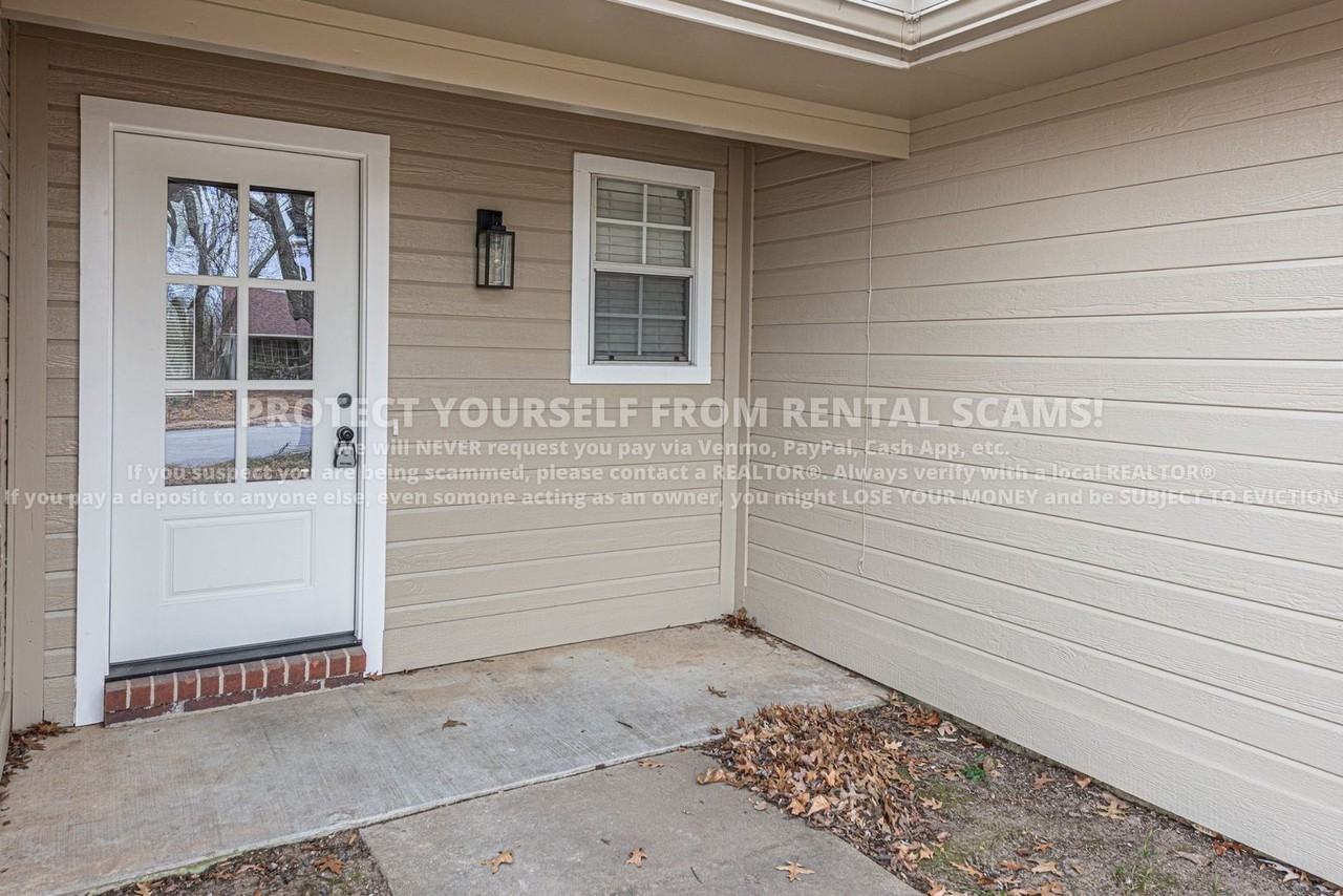 3169 W Mica St - Photo 3 of 18