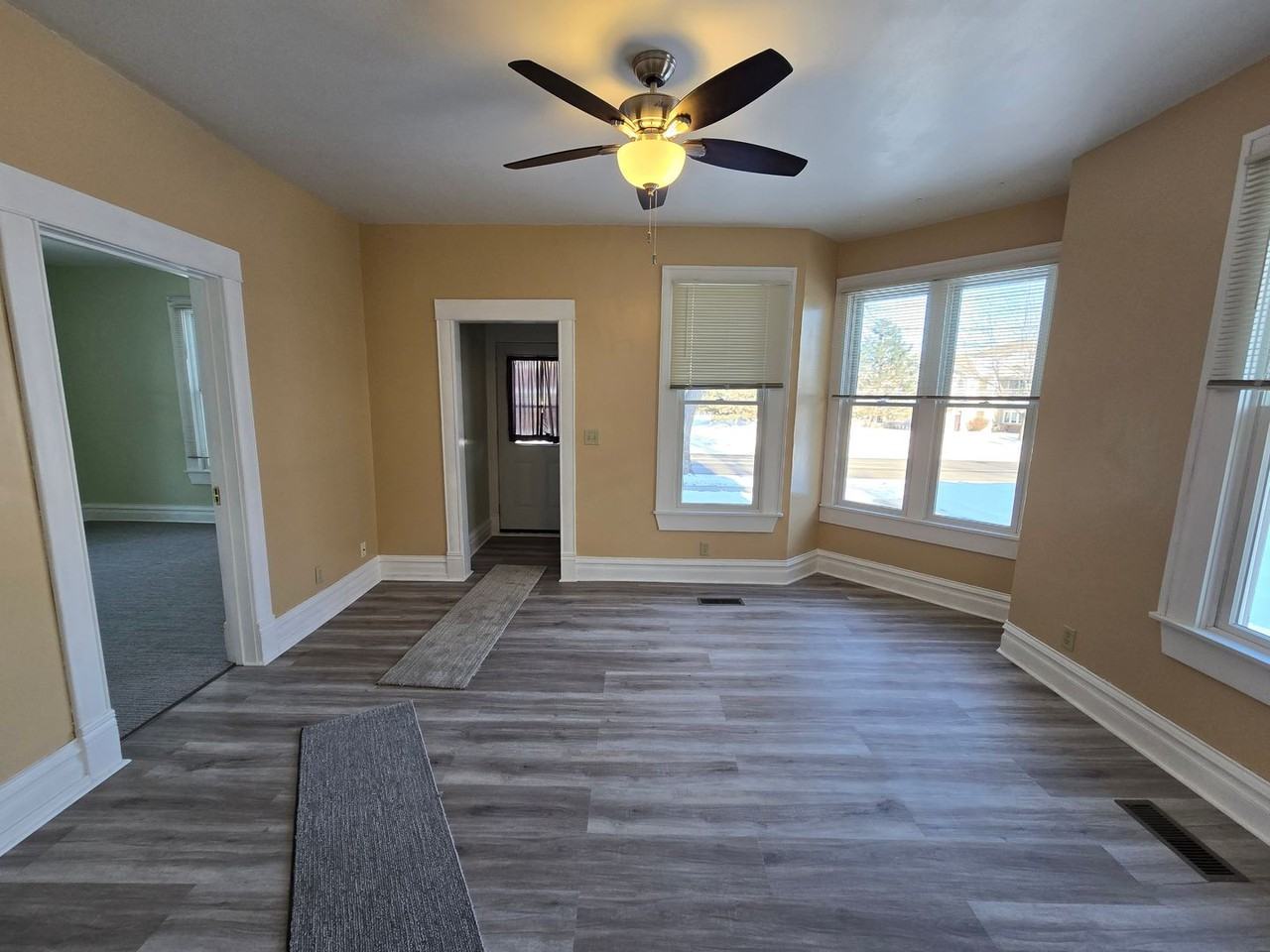 361 W Chestnut St - Photo 6 of 14