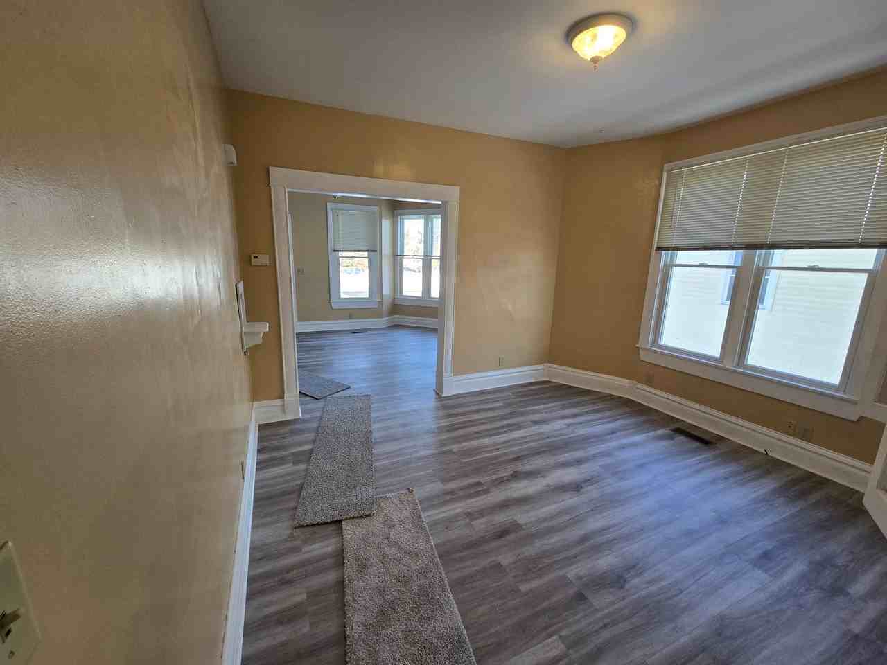 361 W Chestnut St - Photo 7 of 14