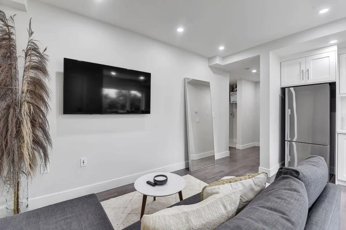 Clive Ave & McHardy St - Photo 4 of 21