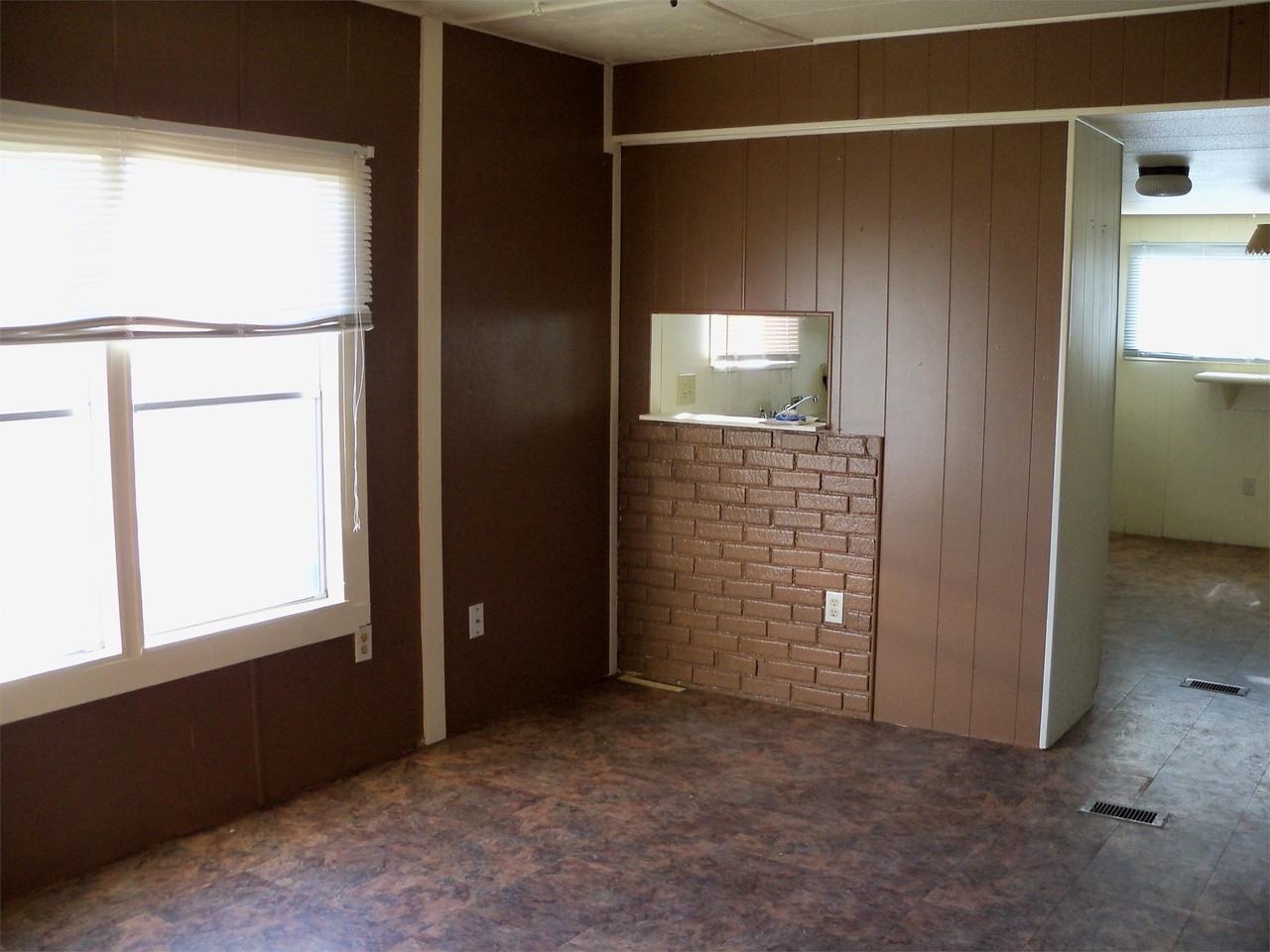 2226 Bench Blvd - Photo 6 of 9