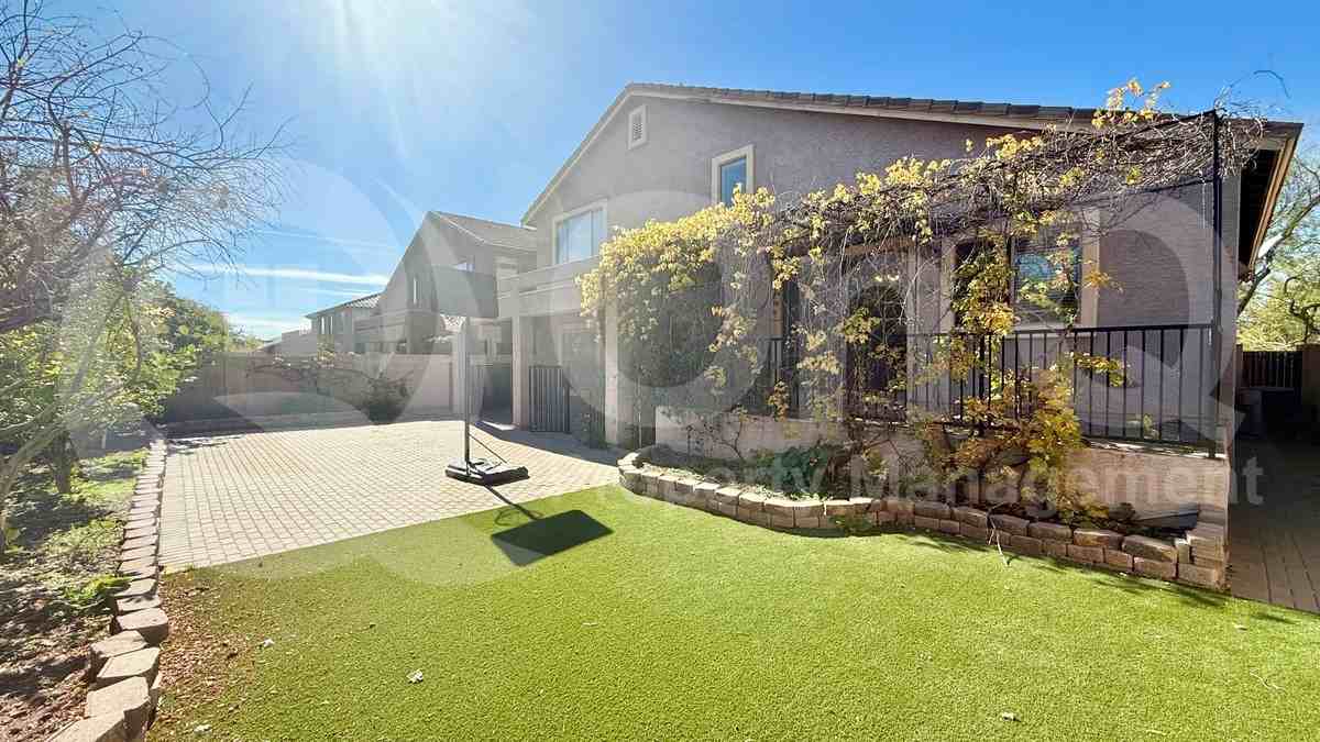 35727 N 31st Ave - Photo 5 of 50