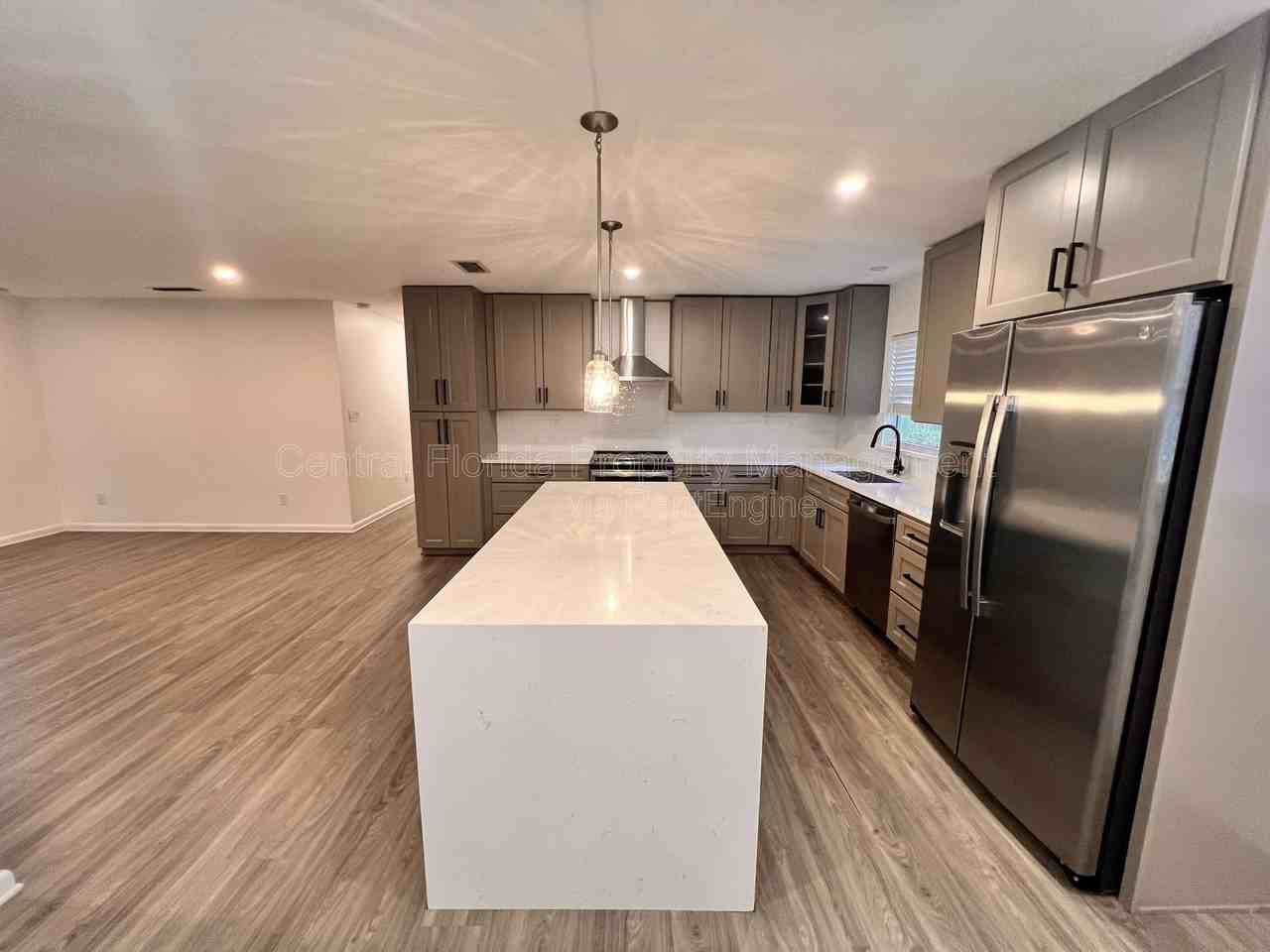 2080 Thunderbird Trl - Photo 6 of 21