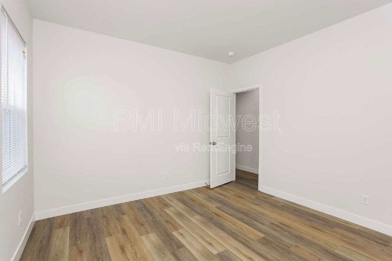 43 N Randolph St #A - Photo 6 of 20