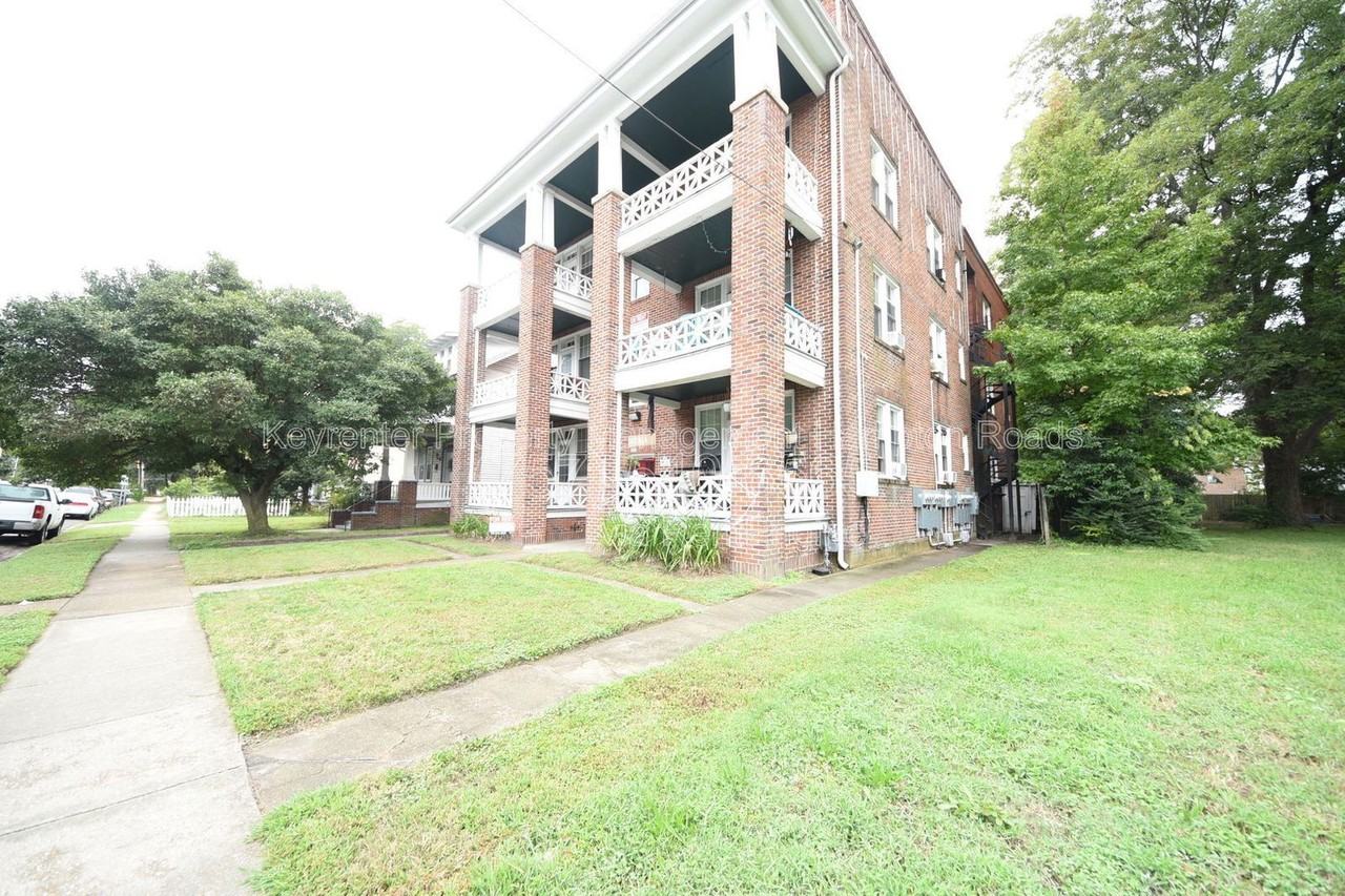 332 Mt Vernon Ave #1 - Photo 2 of 18