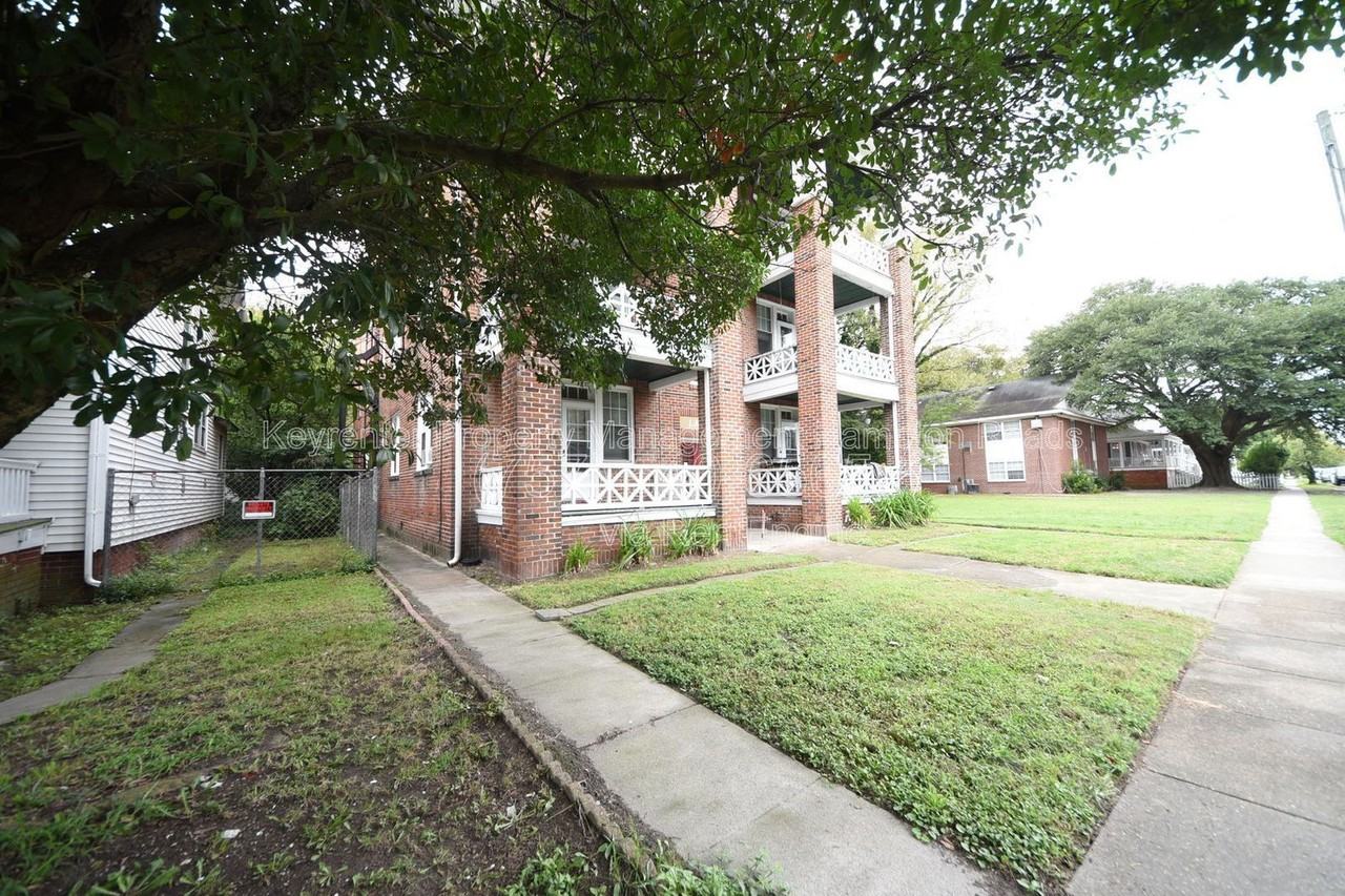 332 Mt Vernon Ave #1 - Photo 3 of 18