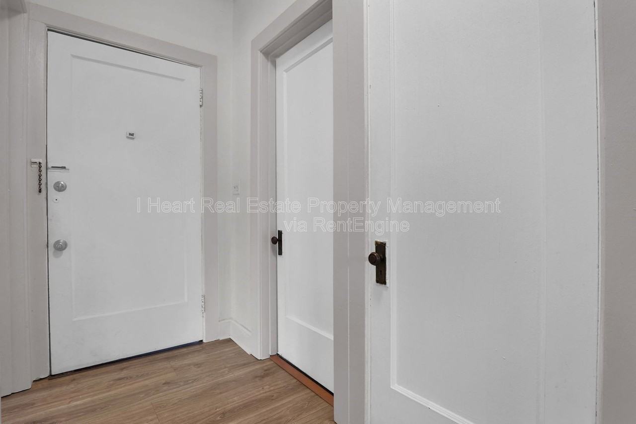 269 Morrison Ave #C - Photo 6 of 25