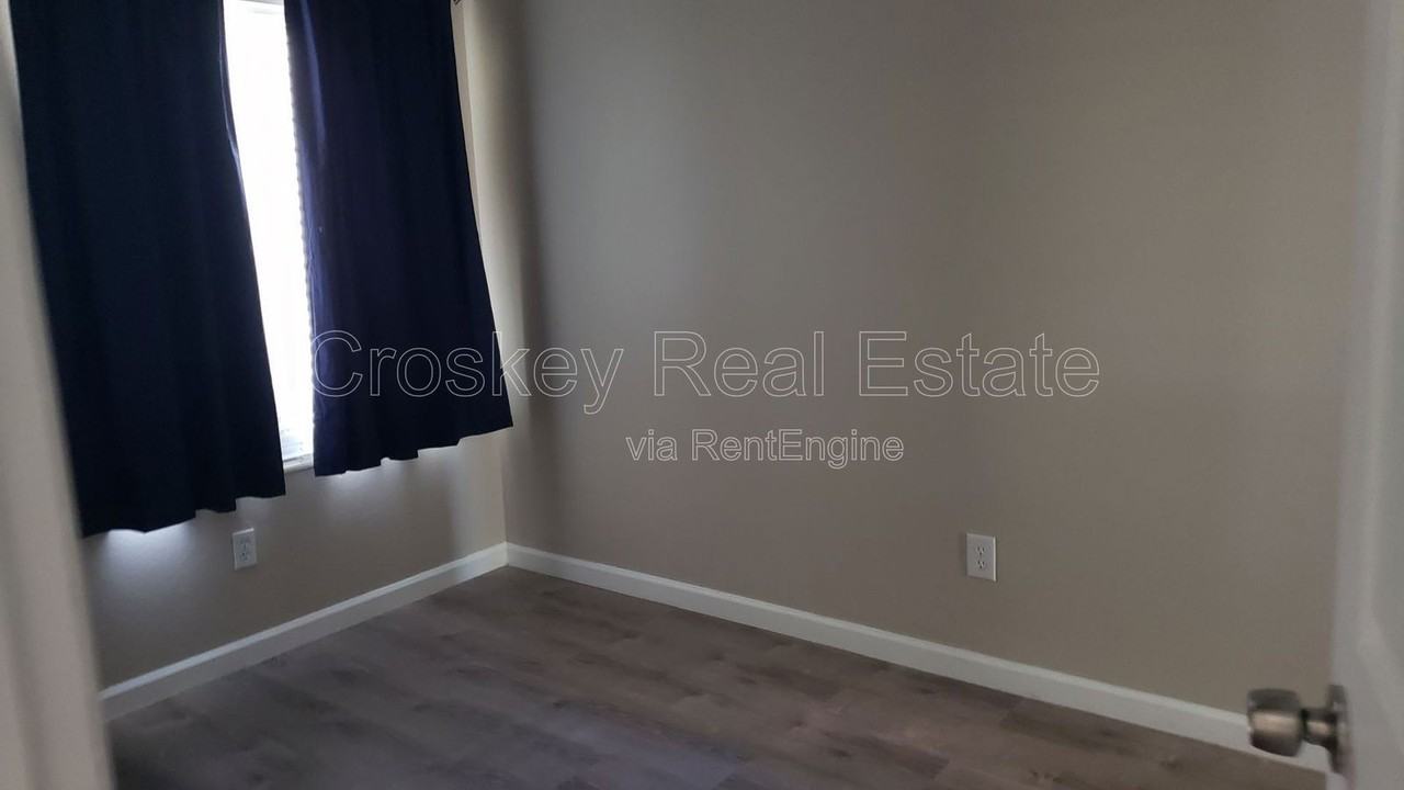 3100 Hemlock St - Photo 6 of 12