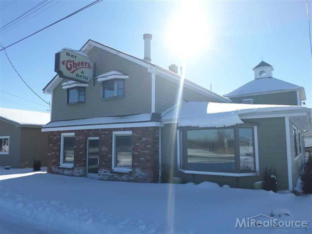 6213 Pointe Tremble Rd - Photo 2 of 22