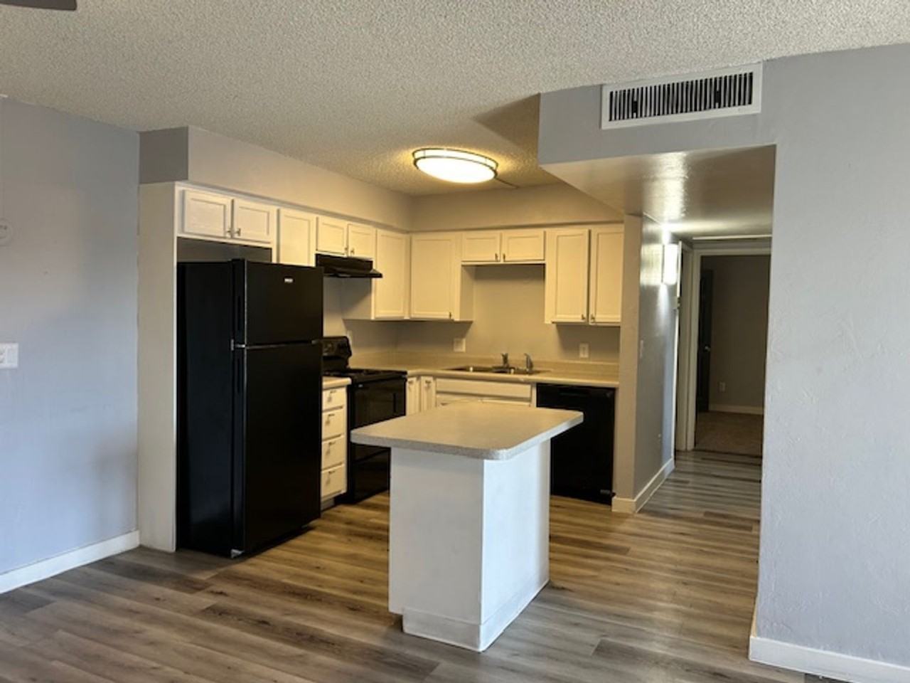 2350 E Water St #B203 - Photo 3 of 12