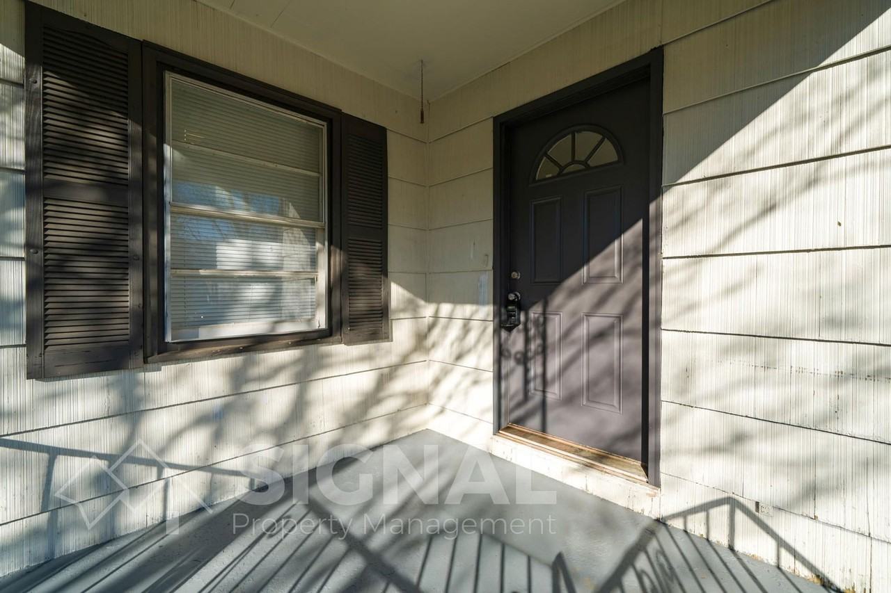 504 Annie Laura Dr - Photo 4 of 24