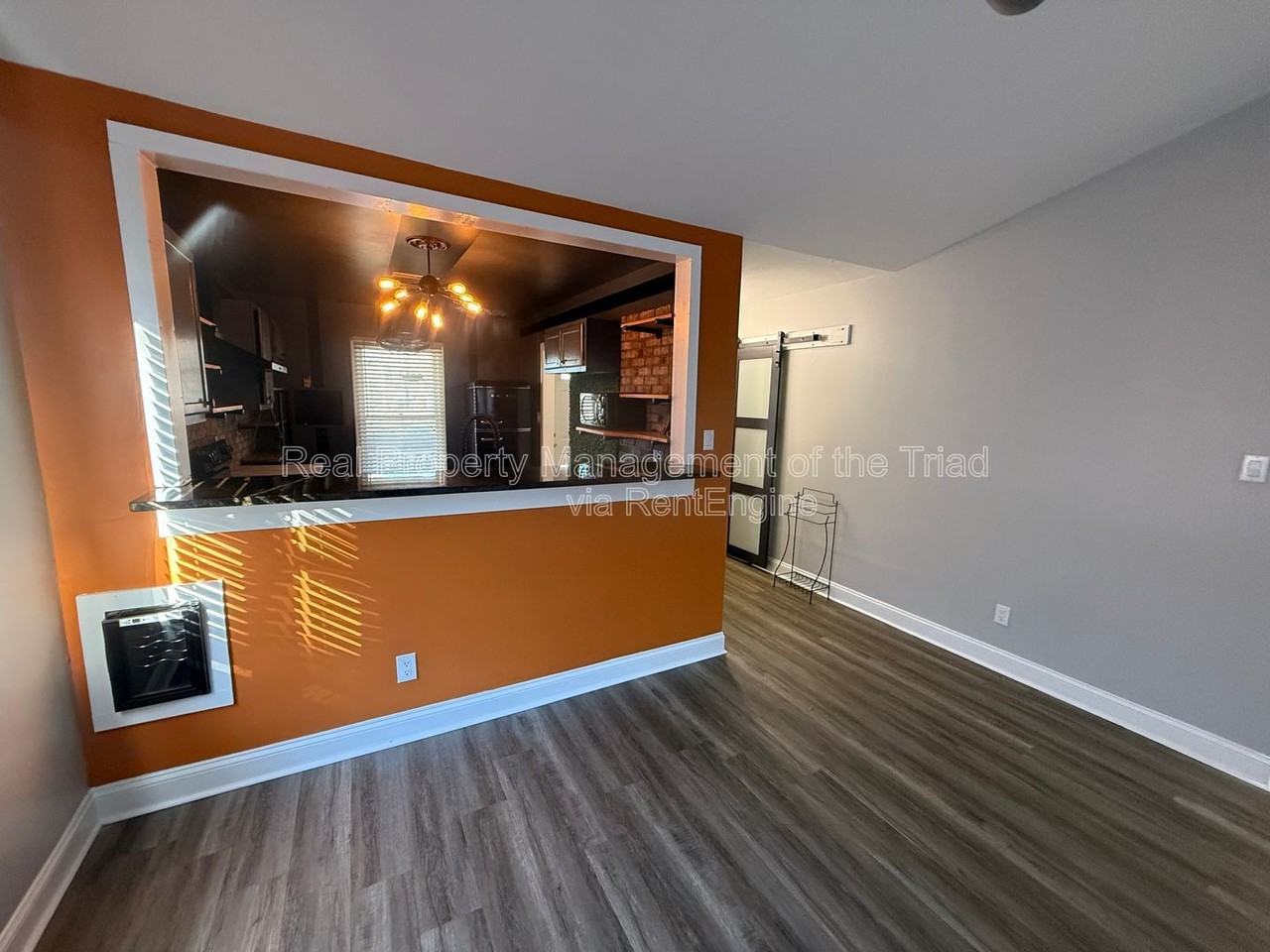 1319 Glen Raven Ct - Photo 5 of 19