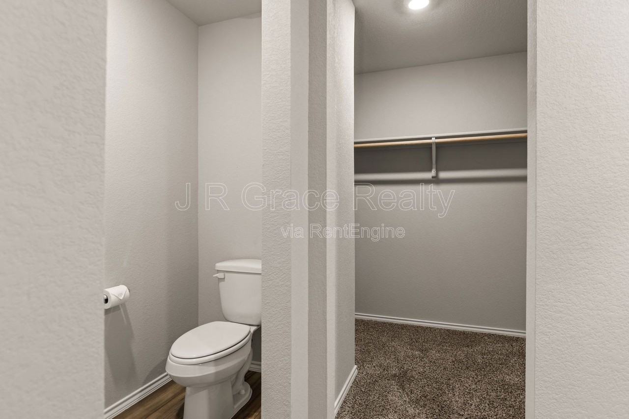 6905 Guadalupe Rd - Photo 4 of 27