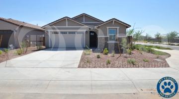 featured image of 9347 W Glenrosa Ave