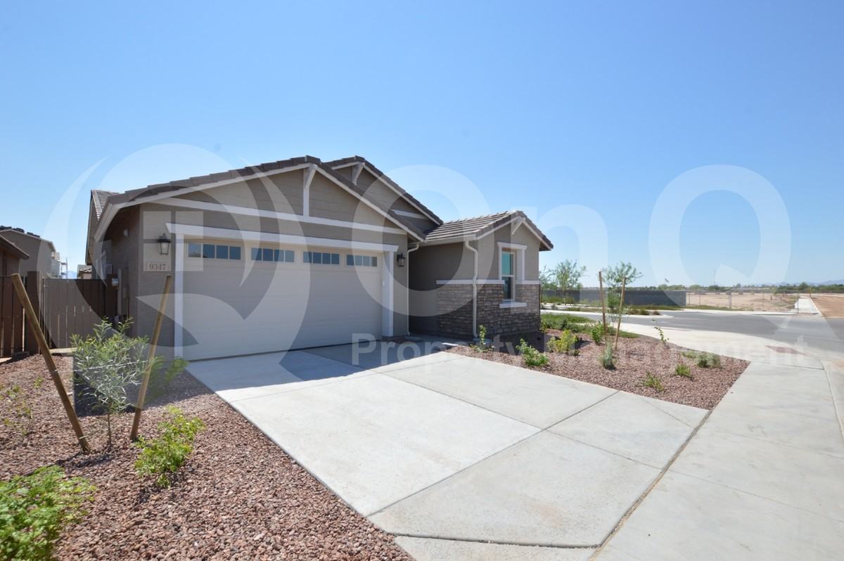 9347 W Glenrosa Ave - Photo 2 of 24