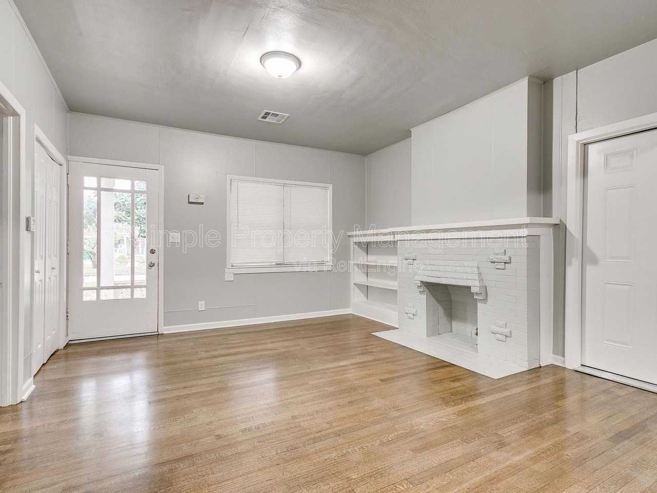 2713 Nw 14th St - Photo 2 of 19