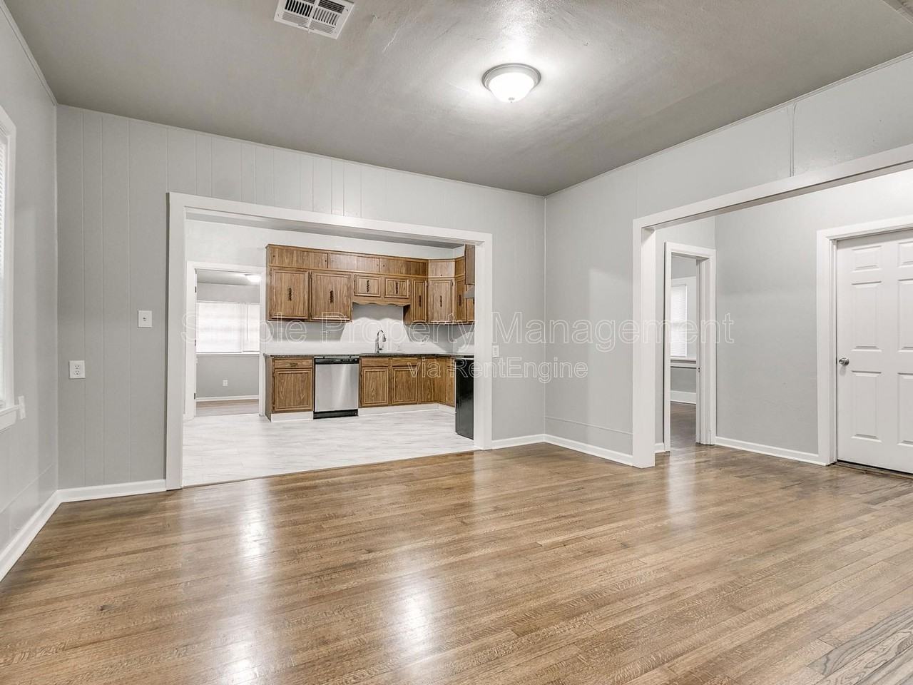 2713 Nw 14th St - Photo 5 of 19