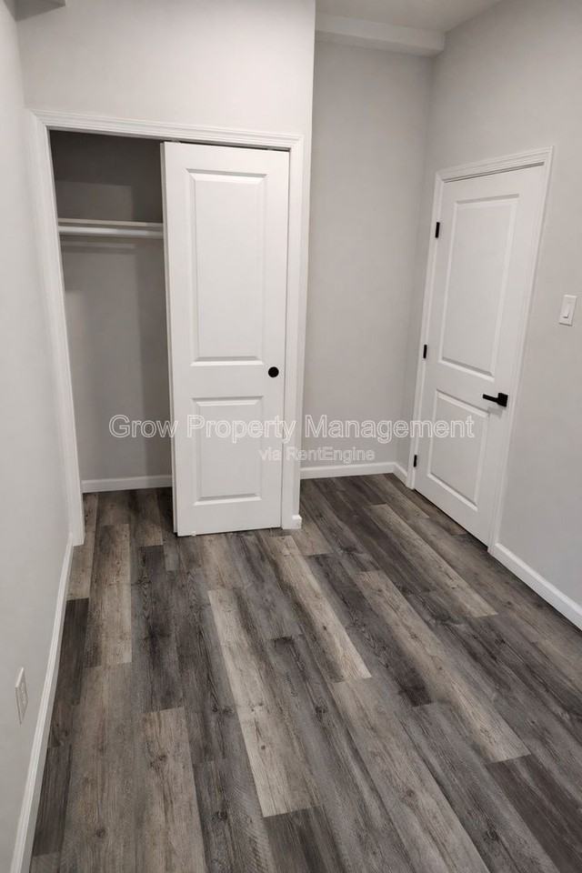 623 W Oxford St #1 - Photo 5 of 12