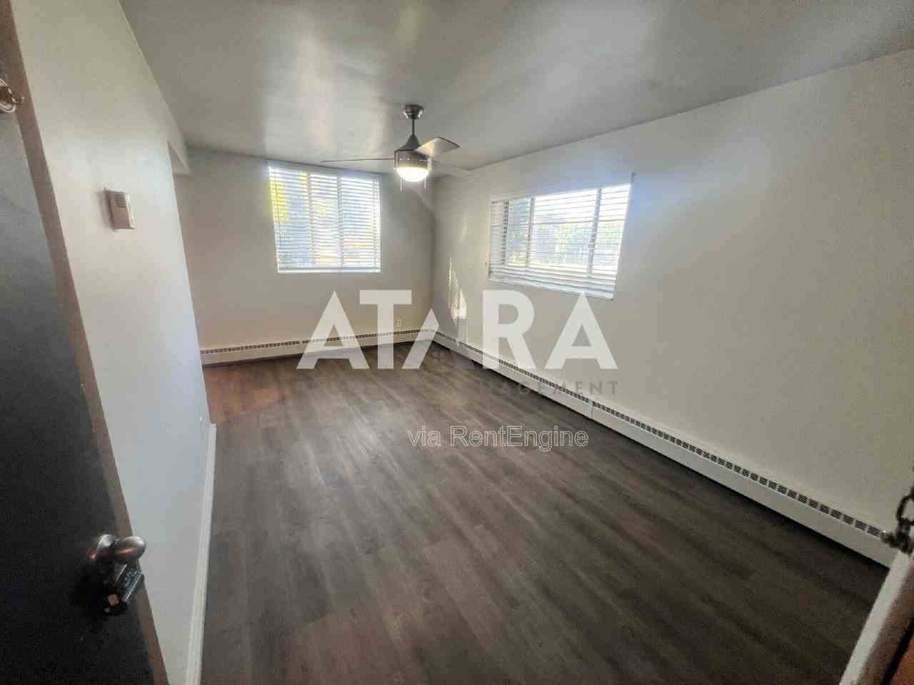 177 W 300 N #8 - Photo 4 of 11