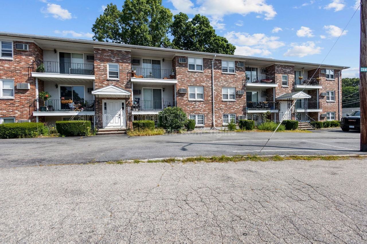 1 County St #3 - Photo 3 of 21