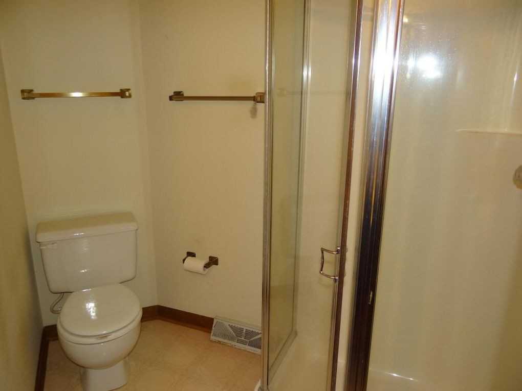 1606 Park Deville Pl - Photo 3 of 9